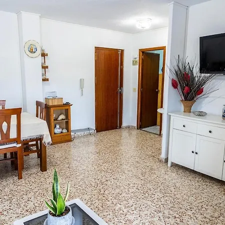 Terrace, Pool, Wi-fi, And 200 Meters From The Santa Pola