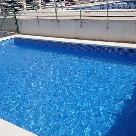 Apartment Terrace, Pool, Wi-fi, And 200 Meters From The Santa Pola