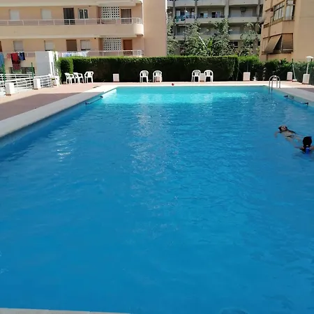 Terrace, Pool, Wi-fi, And 200 Meters From The Apartment